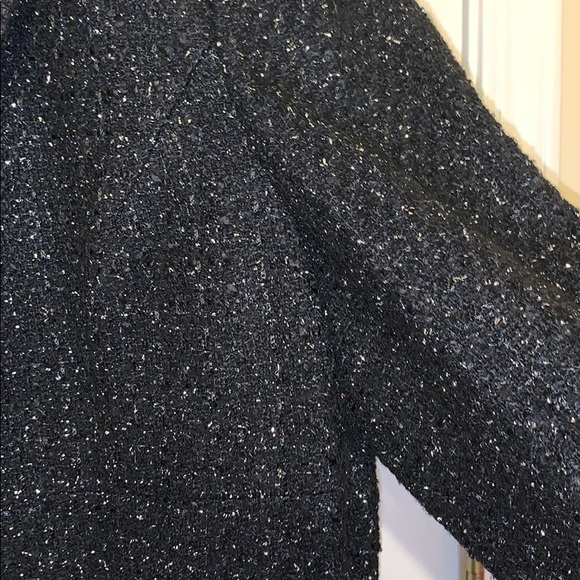 Clothes - Picture 5 of 9